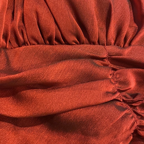 Red dress perfect for the holidays. - Picture 8 of 9